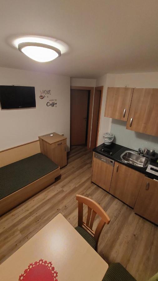 Appartement Haus Burgblick Ваграйн Екстериор снимка